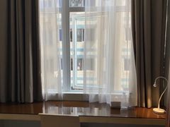 -卡罗酒店(东门晒布地铁站店)