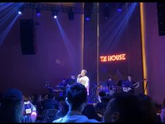 -TZ House音乐现场(来福士中心店)