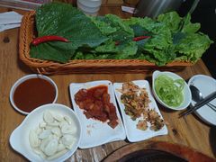 -百年石锅饭·朝鲜族传统民餐