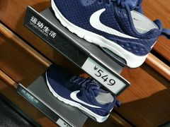 -NIKE上海青浦换季优惠店