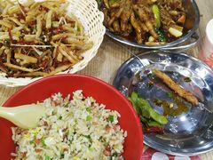 -江城燕子大排档(江汉路步行街店)