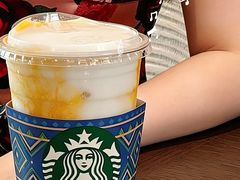 -星巴克(南宁民歌湖店)