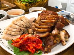 猪蹄-元堂脊骨土豆汤(明洞1号店)