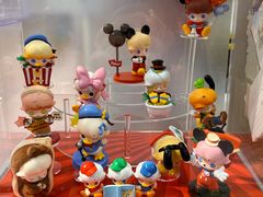 -泡泡玛特POPMART(侨福芳草地店)