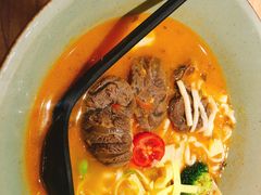 手切酸菜牛腱子面-陳八两面家(滨江天街店)