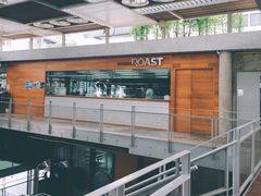-ROAST coffee & eatery