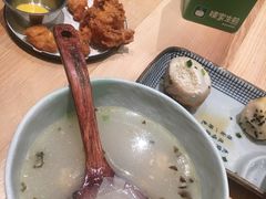 -陈家生煎(世茂双子塔店)