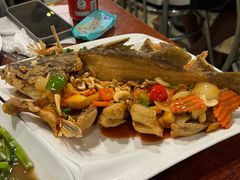 -Dang restaurant (patong phuket)