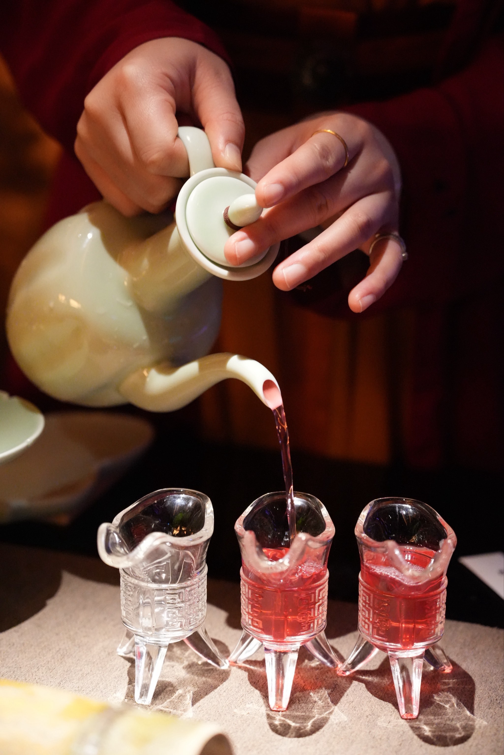 卧 卧 卧 我也是过上古代贵妃的生活了