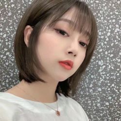 -朗峰专业美发沙龙