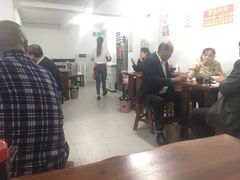 大堂-宝瑞门钉肉饼店