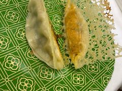 -品海楼·大连海胆锅贴馆(东港店)