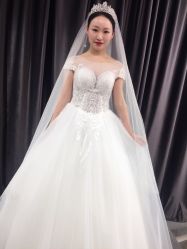 -艾米丽婚纱礼服