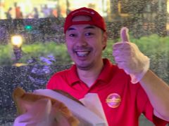 -詹爷爷乌节路街头冰淇淋