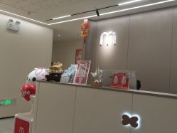 -咪咪专业脱毛连锁机构