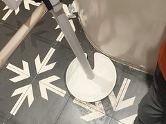 -HOT CRUSH趁热集合·现烤面包(环球港店)