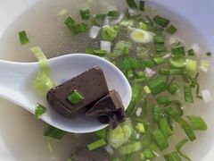 -小朱羊肉面馆(周东路)