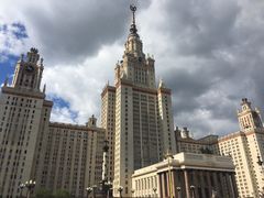 -莫斯科大学