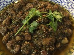 童年热窝鸡-百年粉蒸牛肉
