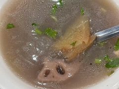 -程记烧腊快餐店(松园南街店)