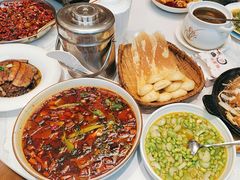 -万重锦·人文川菜馆(骡马市店)