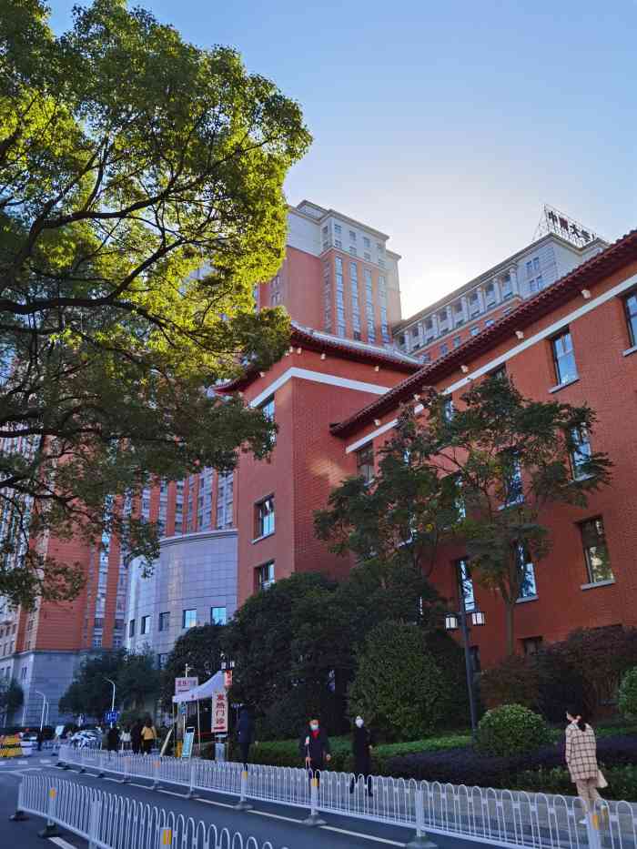 雅·咖啡-"99开福区湘雅路87号湘雅医院红楼一楼文.