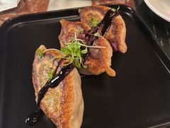 汤汁&鹅肝锅贴-La Maison 夜来香(进贤路店)