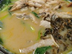 -明呈黄鱼面馆(斜土路店)