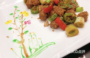 Bakery-style Stir-fried Snowflake Beef Cubes