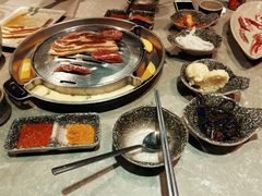 -哈哈碳都·牛肋条无限自助烤肉(台江万达店)