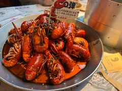 -巴厘龙虾·榜首油焖大虾(音乐学院·沿江酒馆店)