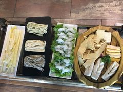 -滇釜火锅·能喝汤的火锅(车公庄店)