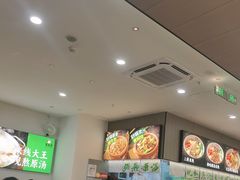 -蒙自源米线大王(东站店)