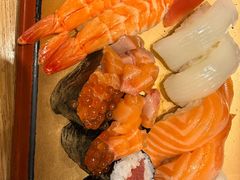 三文鱼鱼腩刺身-合点寿司(金虹桥商场店)
