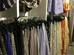 -H&M(天一广场店)