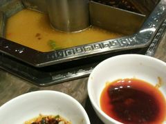 -佬土鹅肠火锅(中建大观店)