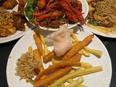 -涨巢·潮玩水疗局