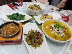 藤椒鱼-湖庭壹品鸭王·传统北京烤鸭·别墅私房菜·庭院宵夜(江宁店)