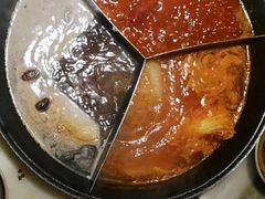 -叁口煮市井老火锅(春熙路店)