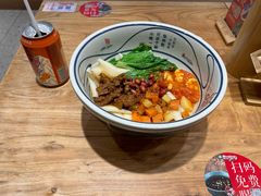 -陇上秦轩西安biangbiang面(朝龙汇店)