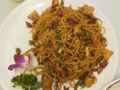 -纳家楼·地道陕菜(劳动路店)
