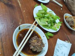 -宝瑞门钉肉饼店