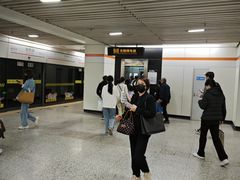 -常熟路(地铁站)