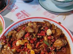 -堂瓦里·33年传统赣菜(第一街区店)