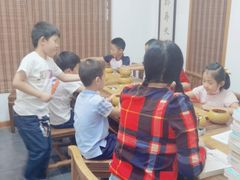 -秦汉胡同书法国画古筝围棋书院(漕宝日月光分馆)