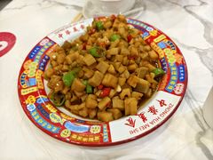 -江城燕子大排档(江汉路步行街店)