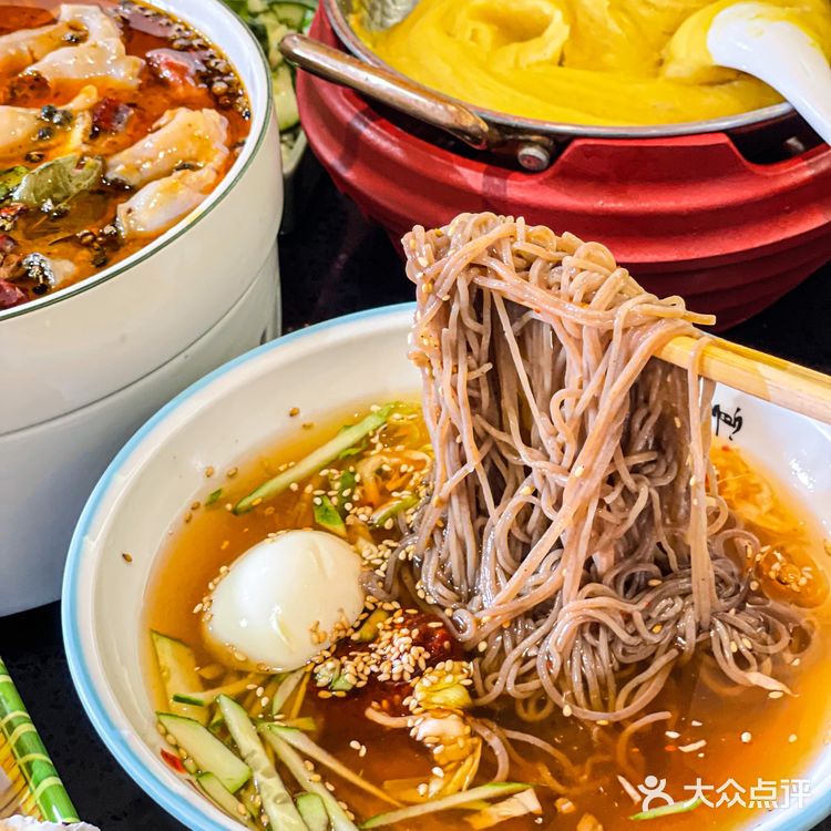 来吃城阳zui好吃的烧烤！！甜品好萌！！ 