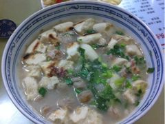 葫芦头泡馍-天发芽·何记葫芦头泡馍·老字号(小南门店)