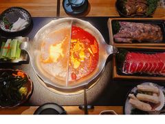 -湊湊火锅·茶憩(恒隆广场店)