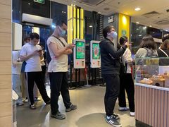 -麦当劳(中二横路店)